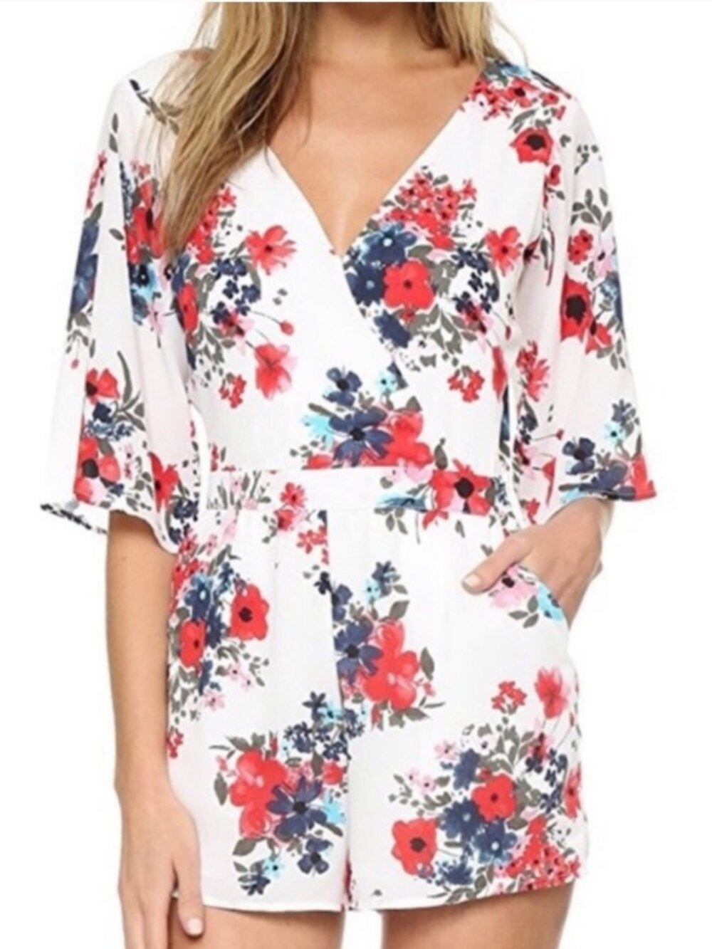 cupcakes & cashmere Kieri Floral Romper White Red Pink Size 2 EUC